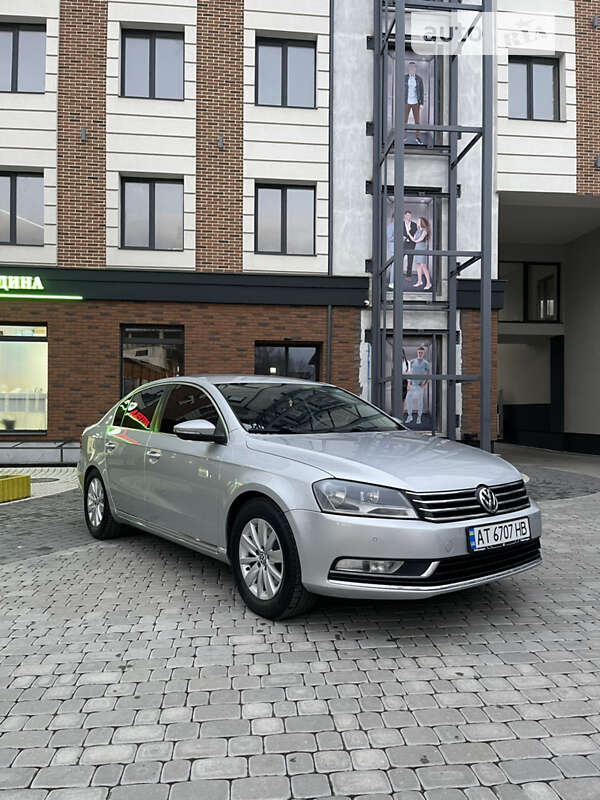 Седан Volkswagen Passat 2011 в Бобринце