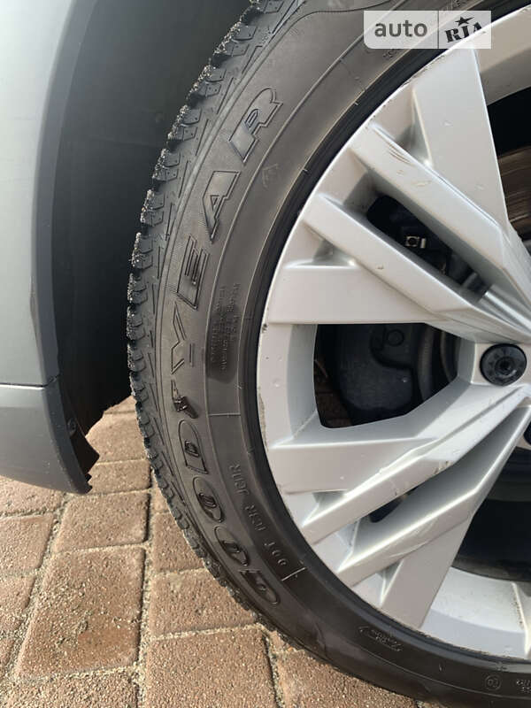 Универсал Volkswagen Passat 2017 в Сарнах фото 17 Универсал Volkswagen Passat 2017 в Сарнах