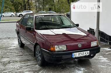 Седан Volkswagen Passat 1988 в Броварах