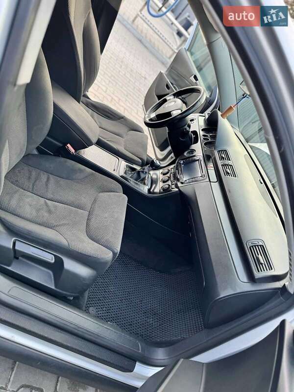 Седан Volkswagen Passat 2007 в Одессе