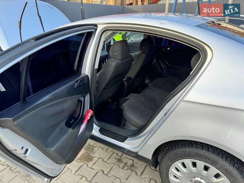 Седан Volkswagen Passat 2007 в Одессе