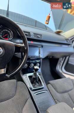 Седан Volkswagen Passat 2007 в 