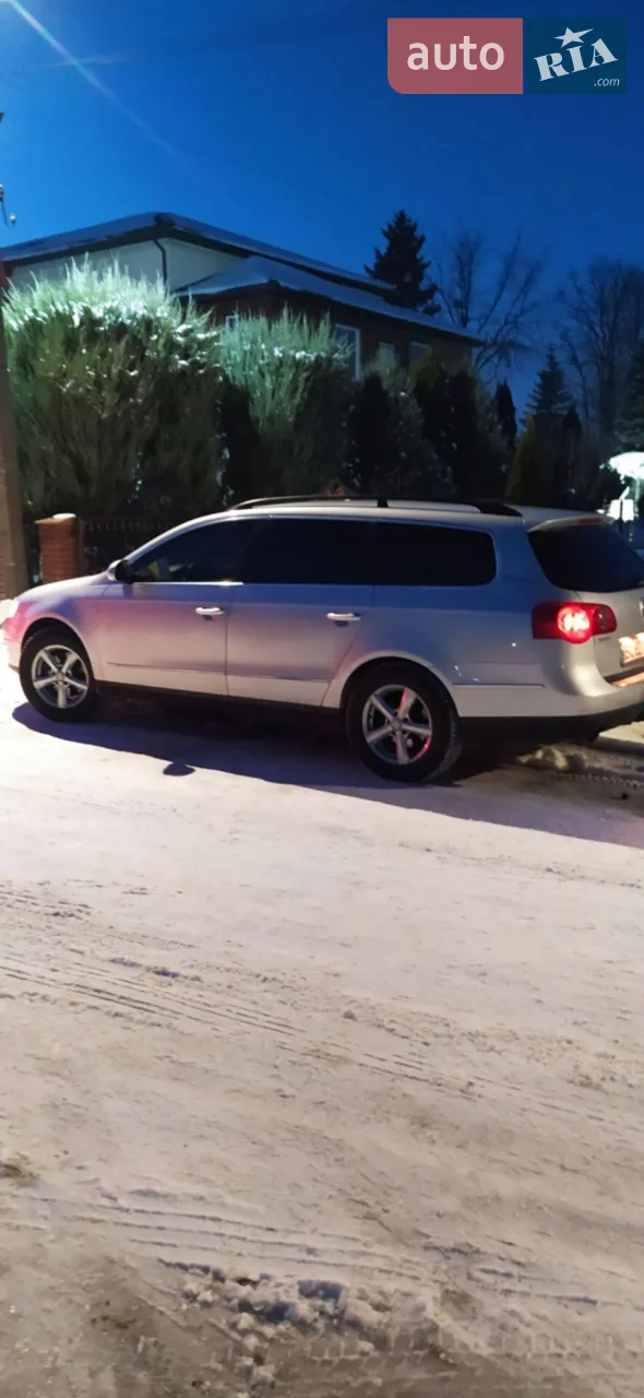 2010 Volkswagen Passat - мініатюра 19