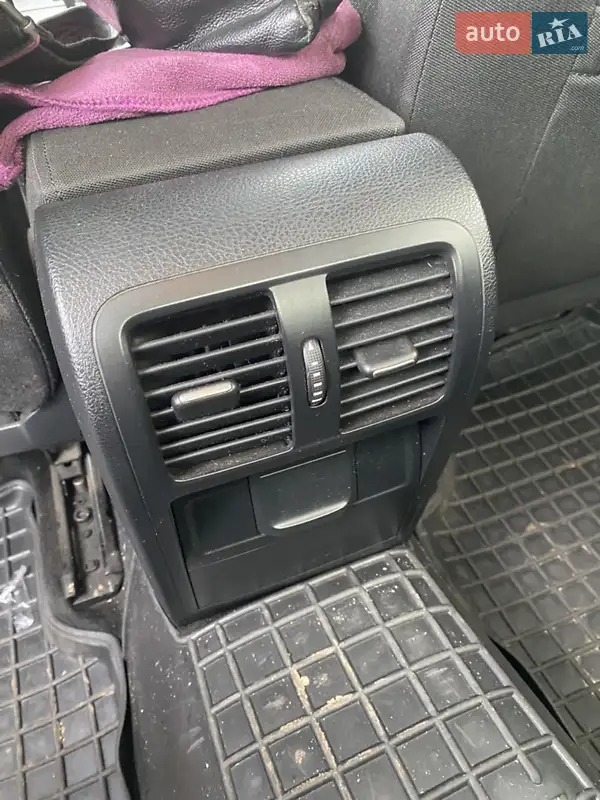 Седан Volkswagen Passat 2011 в 