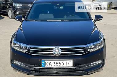 Седан Volkswagen Passat 2018 в Ужгороде