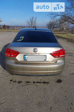 Седан Volkswagen Passat 2014 в Павлограде