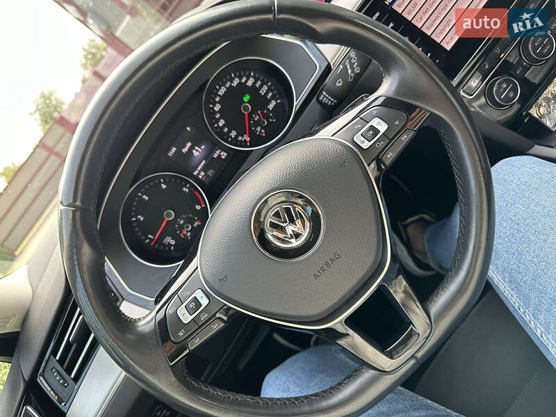 Универсал Volkswagen Passat 2018 в Ковеле