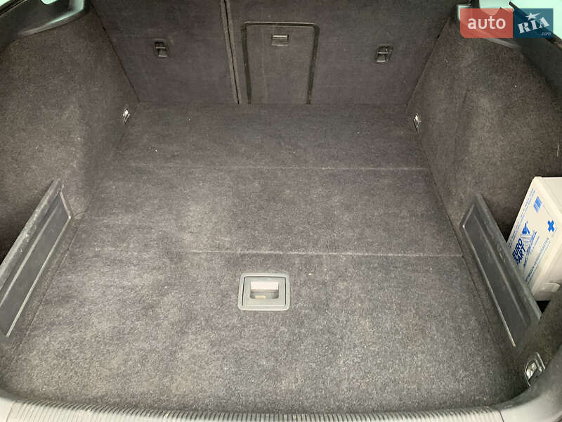 Універсал Volkswagen Passat 2011 в Мукачевому