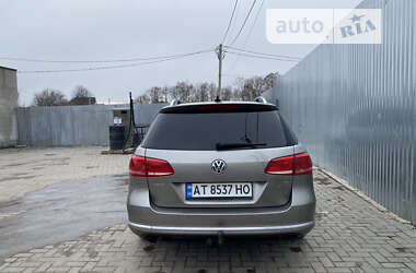 Універсал Volkswagen Passat 2012 в Коломиї