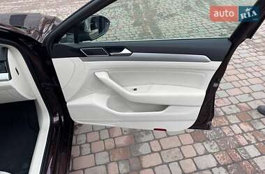Универсал Volkswagen Passat 2015 в 