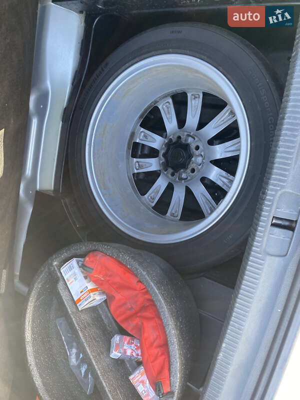 Седан Volkswagen Passat 2013 в Чернівцях