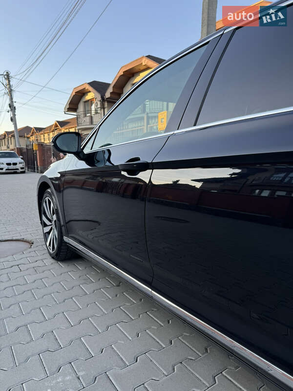 Седан Volkswagen Passat 2016 в Мукачевому