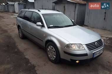 Універсал Volkswagen Passat 2002 в Одесі