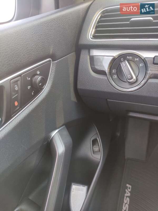 Седан Volkswagen Passat 2018 в Одесі
