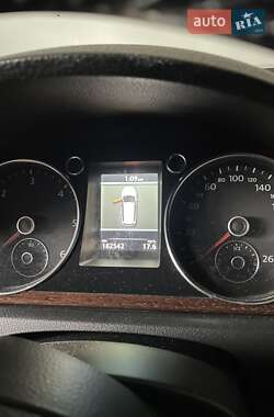 Универсал Volkswagen Passat 2012 в 