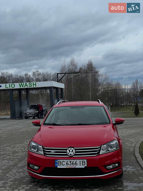 Універсал Volkswagen Passat 2013 в Самборі