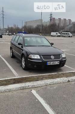 Универсал Volkswagen Passat 2003 в Киеве