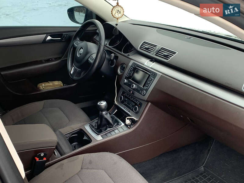 Универсал Volkswagen Passat 2011 в Полтаве