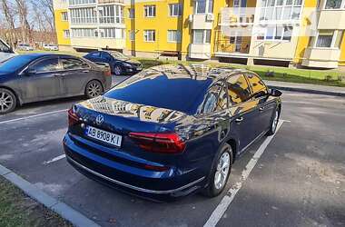 Седан Volkswagen Passat 2017 в Виннице