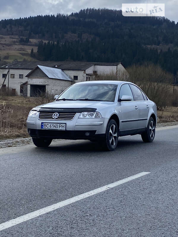 Седан Volkswagen Passat 2002 в Турке