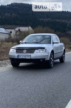 Седан Volkswagen Passat 2002 в Турке