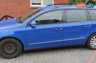 Універсал Volkswagen Passat 2006 в 
