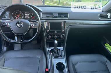 Седан Volkswagen Passat 2017 в Стрые