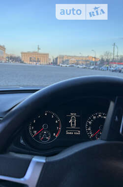 Седан Volkswagen Passat 2012 в Харкові
