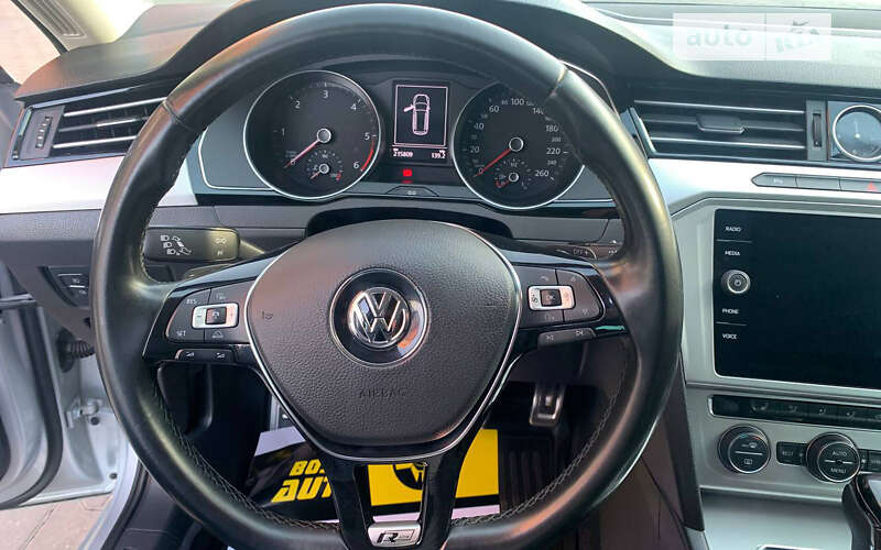 Универсал Volkswagen Passat 2017 в Черновцах
