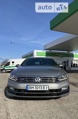 Универсал Volkswagen Passat 2015 в Ромнах