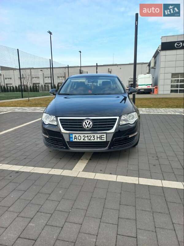 Седан Volkswagen Passat 2005 в Мукачево
