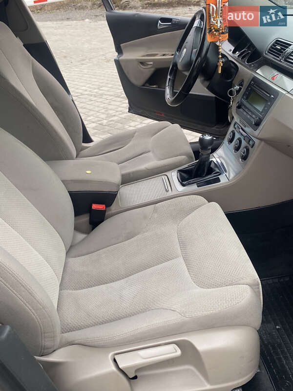 Седан Volkswagen Passat 2006 в Львове фото 5 Седан Volkswagen Passat 2006 в Львове