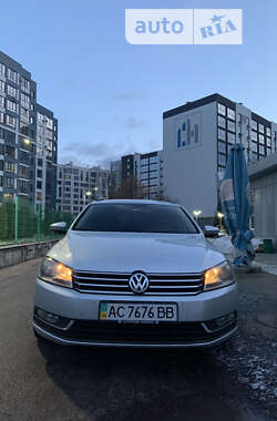 Универсал Volkswagen Passat 2013 в Луцке