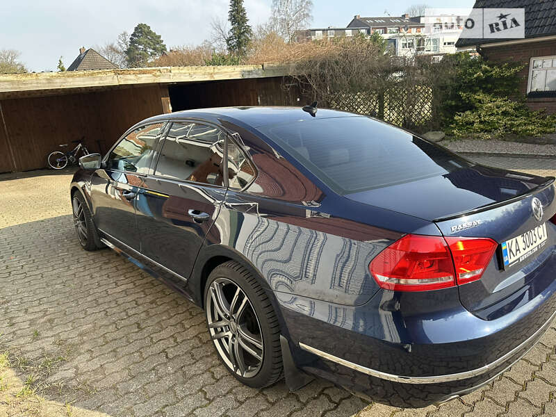 Седан Volkswagen Passat 2013 в Киеве фото 38 Седан Volkswagen Passat 2013 в Киеве