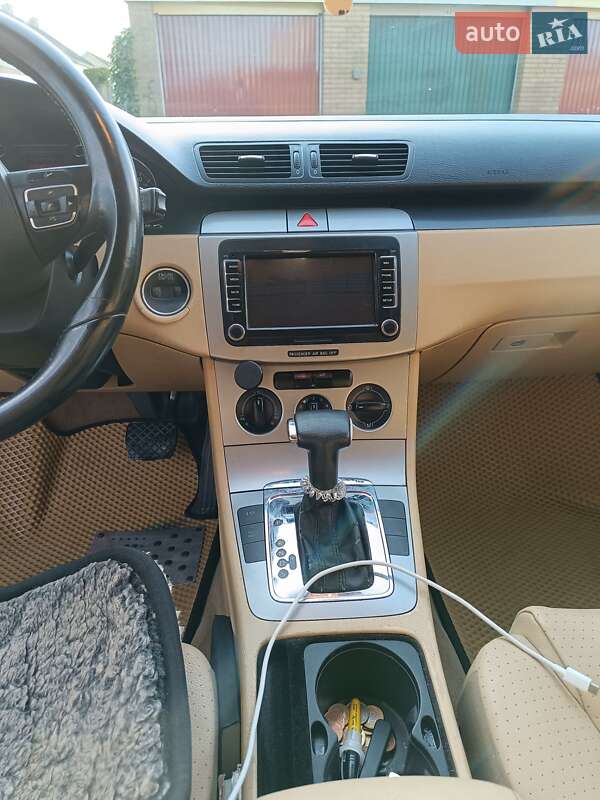 Универсал Volkswagen Passat 2006 в Хмельницком
