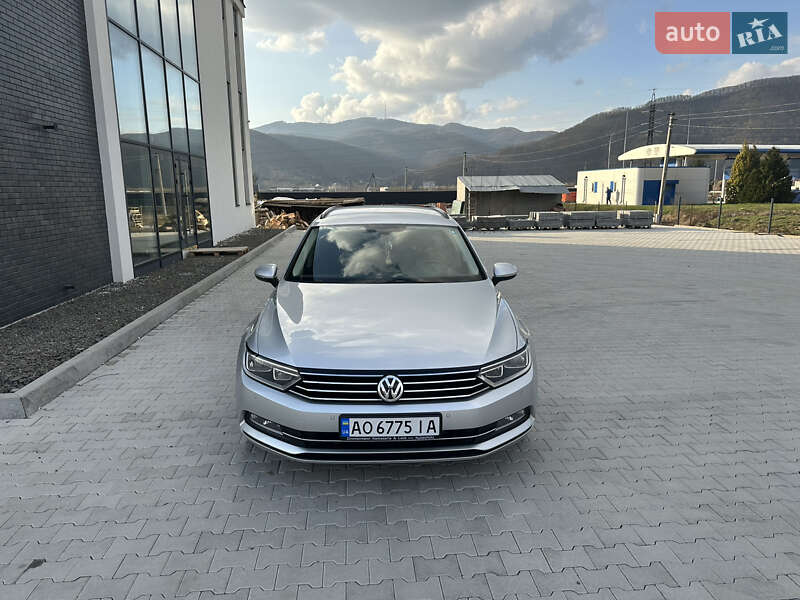 Универсал Volkswagen Passat 2015 в Хусте