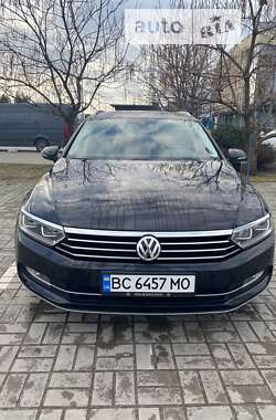 Універсал Volkswagen Passat 2017 в Львові
