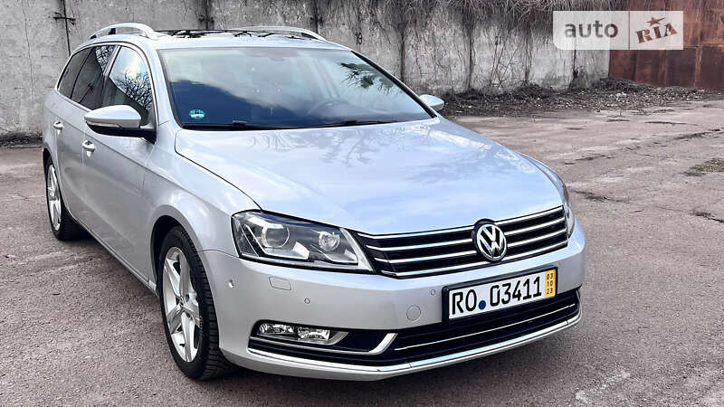Универсал Volkswagen Passat 2014 в Житомире
