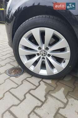 Универсал Volkswagen Passat 2013 в 