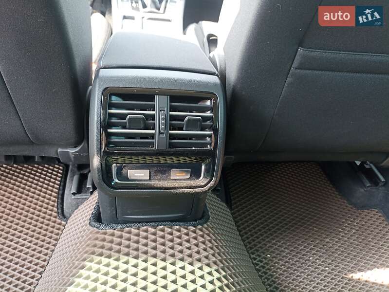 Универсал Volkswagen Passat 2016 в Шаргороде