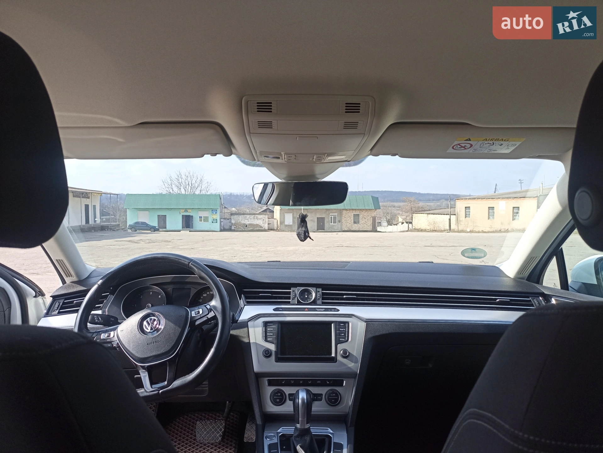2016 Volkswagen Passat - мініатюра 31