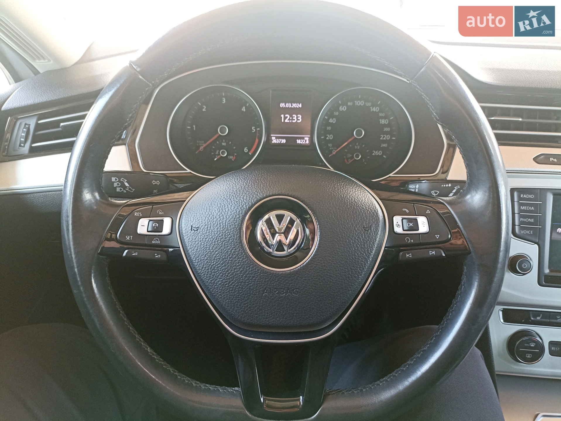 2016 Volkswagen Passat - мініатюра 49