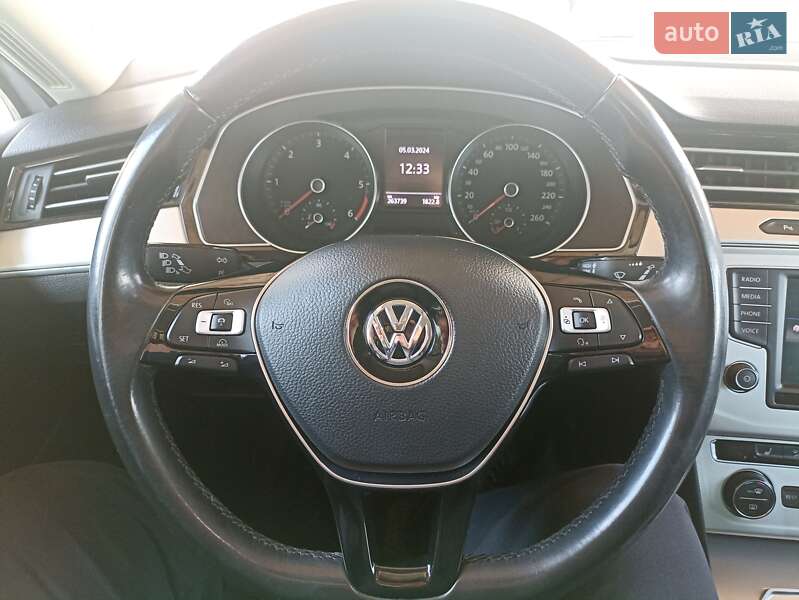 Универсал Volkswagen Passat 2016 в Шаргороде