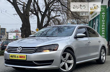 Седан Volkswagen Passat 2012 в Николаеве