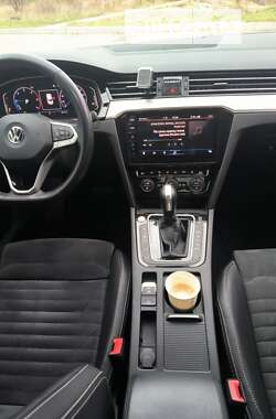Седан Volkswagen Passat 2019 в Броварах
