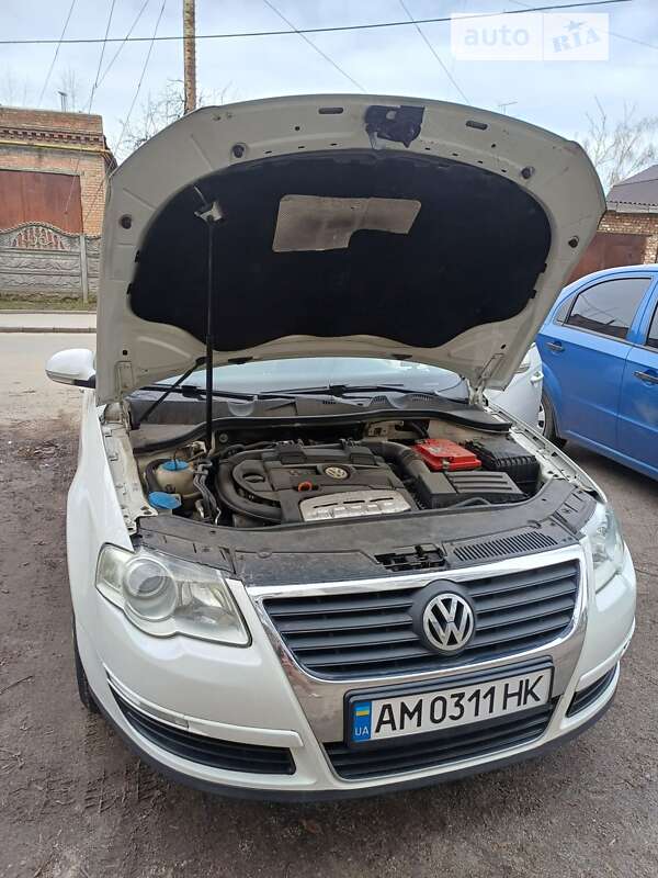 Универсал Volkswagen Passat 2009 в Бердичеве