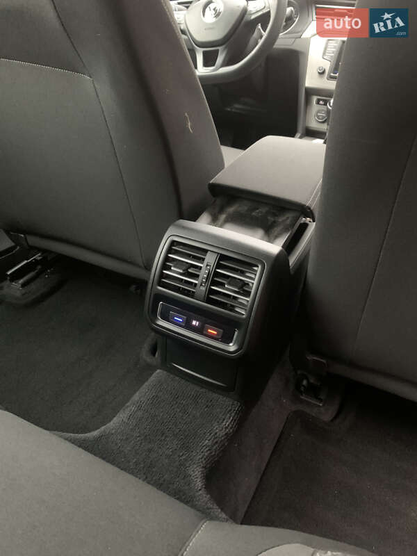 Універсал Volkswagen Passat 2016 в Корсунь-Шевченківському