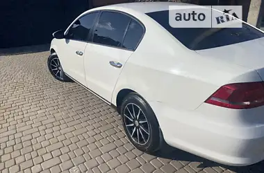 Volkswagen Passat 2013
