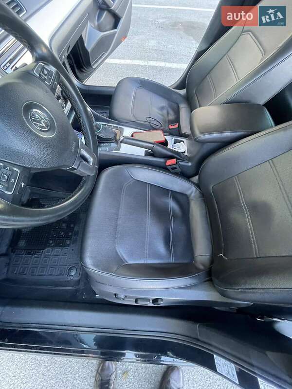 Седан Volkswagen Passat 2013 в Вишневому