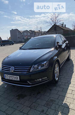 Седан Volkswagen Passat 2011 в Калуші